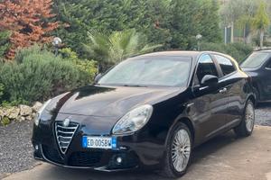 Alfa Romeo Giulietta 1.6 JTDm-2 105 CV Distinctive