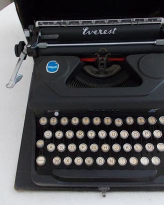 Macchina da scrivere anni '50 '60