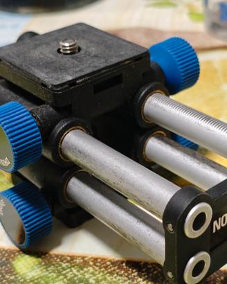 Slitta micrometrica novoflex Castlel mini macrofot