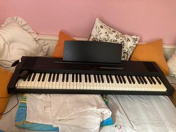 Piano elettronico Roland EP-75