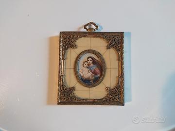 miniatura donna con bambino