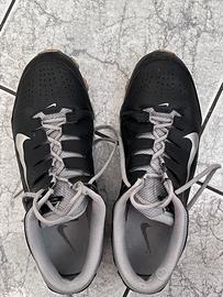 Nike Reax 8 TR Uomo 47.5 Nero/Argento Originali