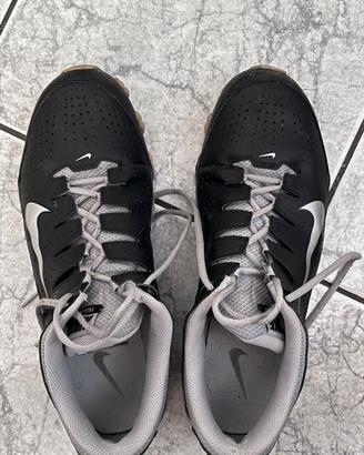 Nike Reax 8 TR Uomo 47.5 Nero/Argento Originali
