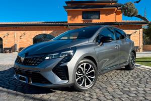 Renault Clio 1.0 tce Techno 90cv