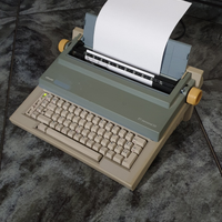 Macchina da scrivere Olivetti elettronica