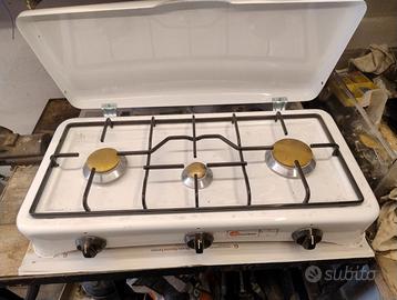 PIANO DI COTTURA A GAS PARKER 3 FUOCHI