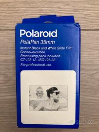 Pola pan 35 mm Polaroid
