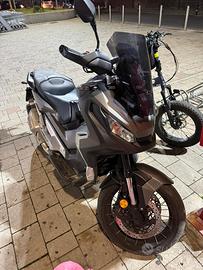 Xadv 750