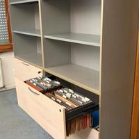 Libreria/mobile ufficio con cassetti archivio