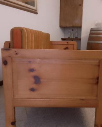 divano in legno