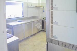 NEGOZIO A VAPRIO D'ADDA