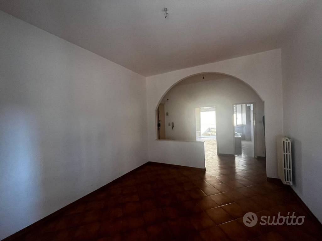 Appartamento di 105 m² con 5 locali a Signa - Vista 4