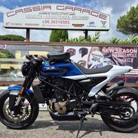 Husqvarna Vitpilen 701 Akrapovic raggi