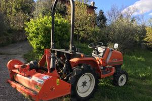 trattore Kubota Aste A15 completo di fresa
