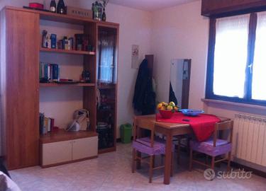 BILOCALE ARREDATO Verona vicino ospedale/fiera