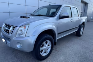 Isuzu D-Max 3.0 TD cat Crew Cab 4WD Pup. LS SI PER