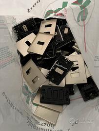 Prese interruttori e placche BTICINO