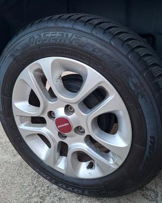 Cerchi in lega e Gomme 175/65/14 86T Fiat Panda 3