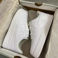 Nike Air Force 1 07 Classic Low-Top, Bianco / 41