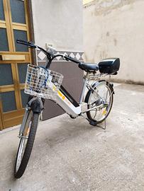 Bicicletta elettrica come nuova