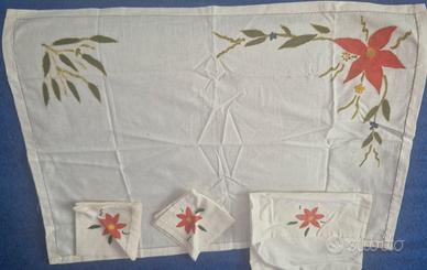 set tovaglietta, tovaglioli e portatovaglioli 