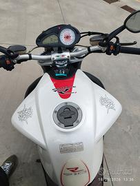 Titolo: MV Agusta Brutale 910 R – 15.000 km – Tagl