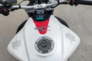 Titolo: MV Agusta Brutale 910 R – 15.000 km – Tagl