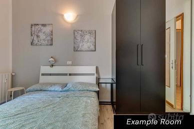 Stanza in appartamento di 135 m² a Milano