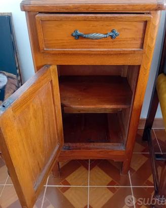 comodini in legno marmo 