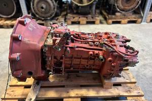 Cambio iveco stralis zf 16 s 109 8851624