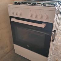 piano cottura a gas con forno elettrico 