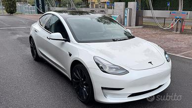 Tesla model 3 performance