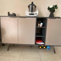 Credenza