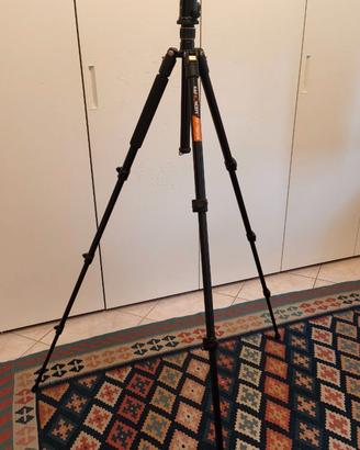 Treppiedi K&F modello TM2324 completo di tutto.