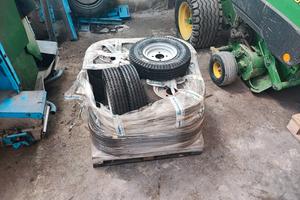 Set 20 gomme nuove con cerchio 4.00-8
