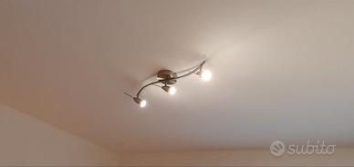 Lampadario da soffitto con faretti led orientabili