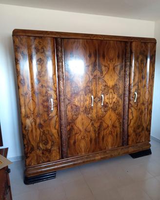 Armadio vintage a 4 ante 