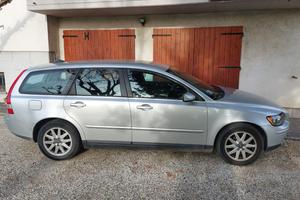 VOLVO V50 1.6 D SW neopatentati prezzo trattabile