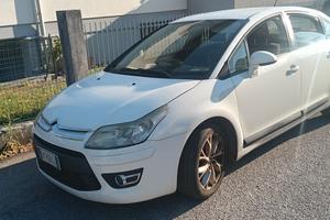 Citroen C4 hatchback 