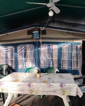roulotte e veranda