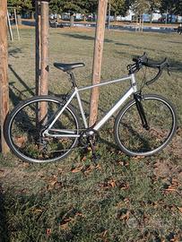 Bici da corsa Triban RC 100 argento, monocoron