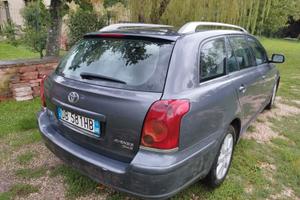 TOYOTA AVENSIS 2.0 D4D CONSERVATA