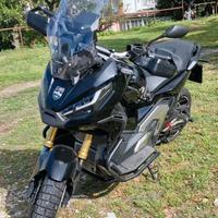 XADV 750