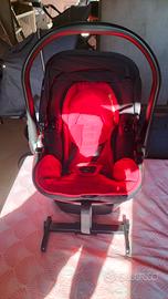 ovetto Kiddy con base isofix