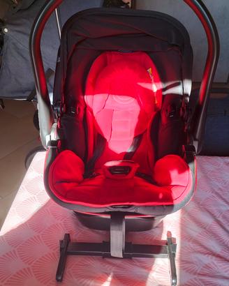 ovetto Kiddy con base isofix