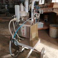 MACCHINE PER VERNICIARE