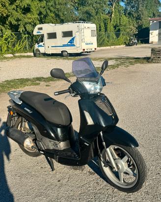 Kymco People 125 S