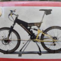 porta biciclette con sicurezza e chiave