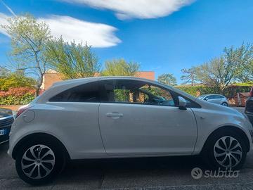 Opel Corsa 1.0 benzina 3p.2014