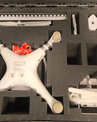 DJI PHANTOM 3 ADVANCED CON ACCESSORI E VALIGIA